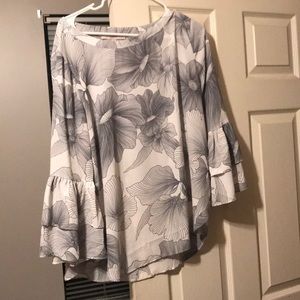LOFT blouse with ruffle sleeve